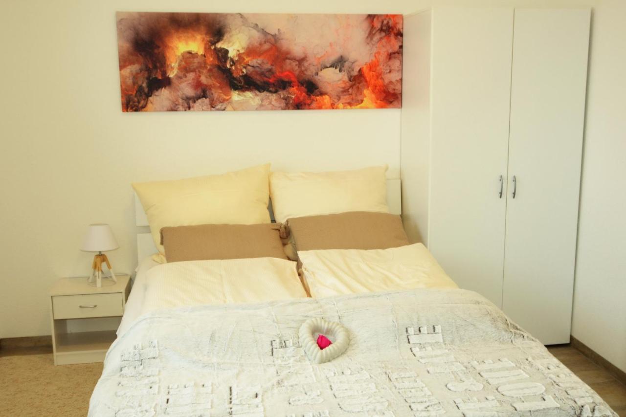 Unique Zentrale Moderne 2 Zimmer Wohnung Nahe Dem Park Villingen-Schwenningen Zewnętrze zdjęcie